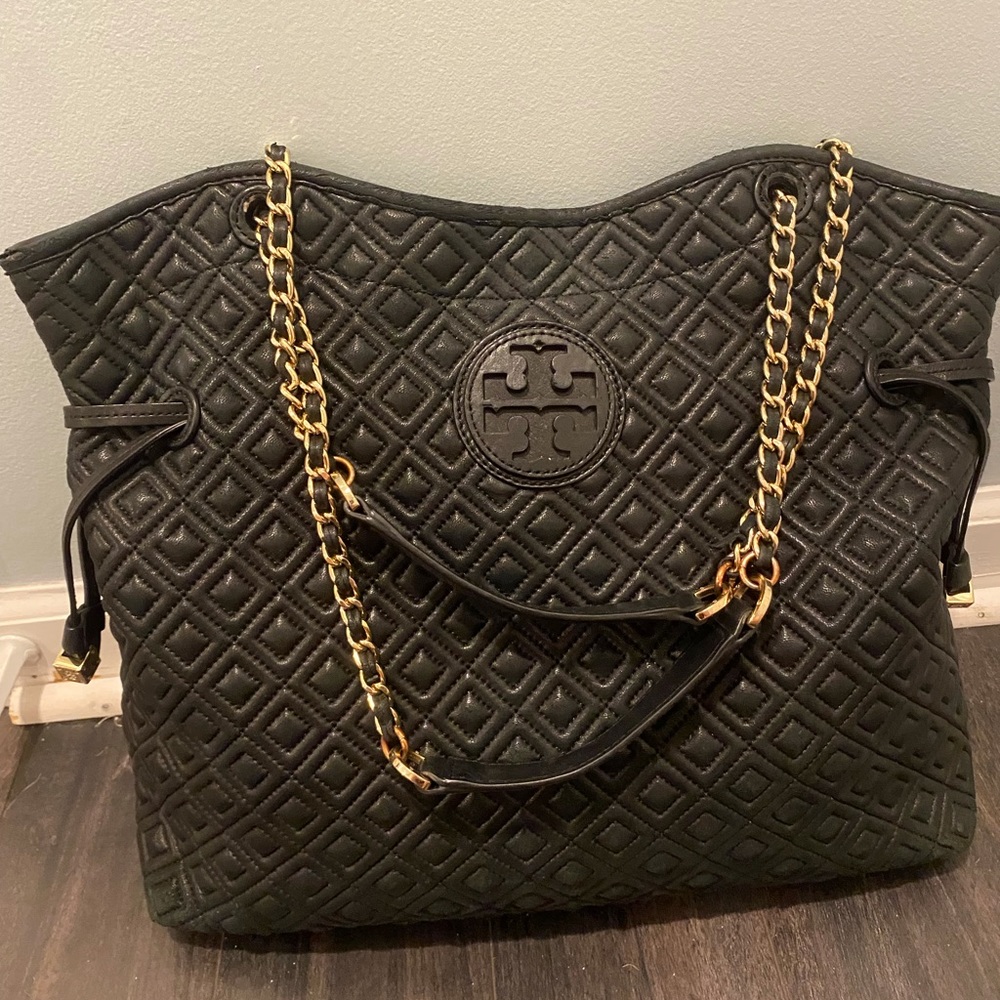 Tory Burch Quilted Fleming Tote